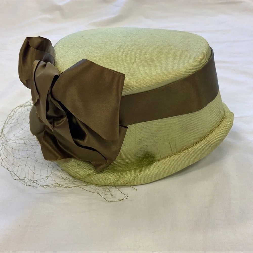 Vintage Hat Shimmer Sage Green/Olive Green Satin Bow Veiled‎ - Picture 8 of 11
